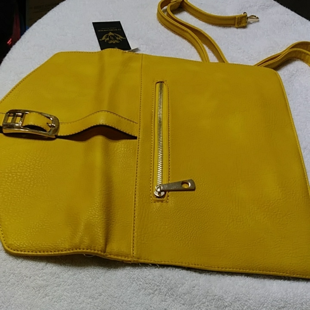 Envelope Clutch - Picture 5 of 5